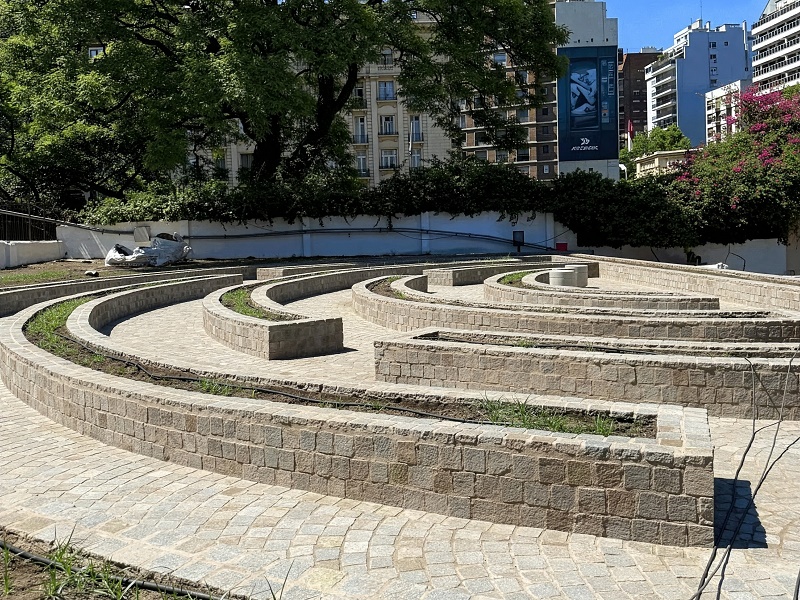 PLAZA BORGES